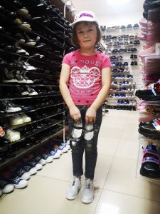 Одежда и обувь для деток с Малышка